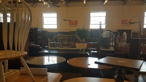 Non-Profit Organization «CitySquare Thrift Store», reviews and photos, 1213 N Washington Ave, Dallas, TX 75204, USA