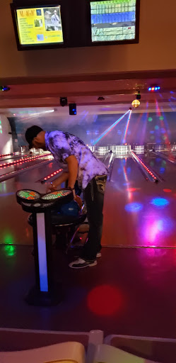 Bowling Alley «Eastern Lanes», reviews and photos, 6943 Coles Rd, Middletown, OH 45044, USA