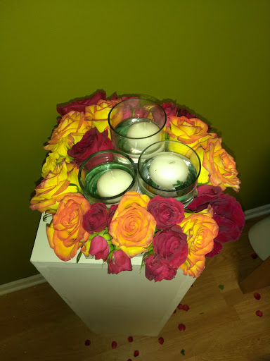 Florist «Plump Chicago Flower Shop», reviews and photos, 411 E Oakwood Blvd, Chicago, IL 60653, USA