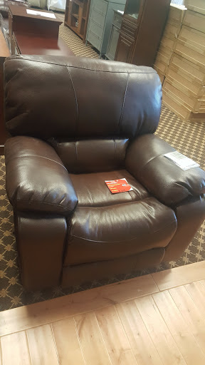 Discount Store «Midway Warehouse», reviews and photos, 4820 Atlanta Hwy, Alpharetta, GA 30004, USA