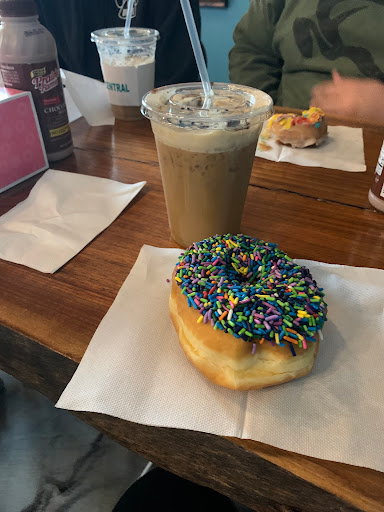 Donut Shop «Donut Central», reviews and photos, 1504 Central Ave, Columbus, IN 47201, USA