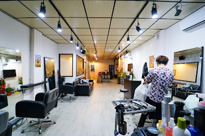 Ace hair salon