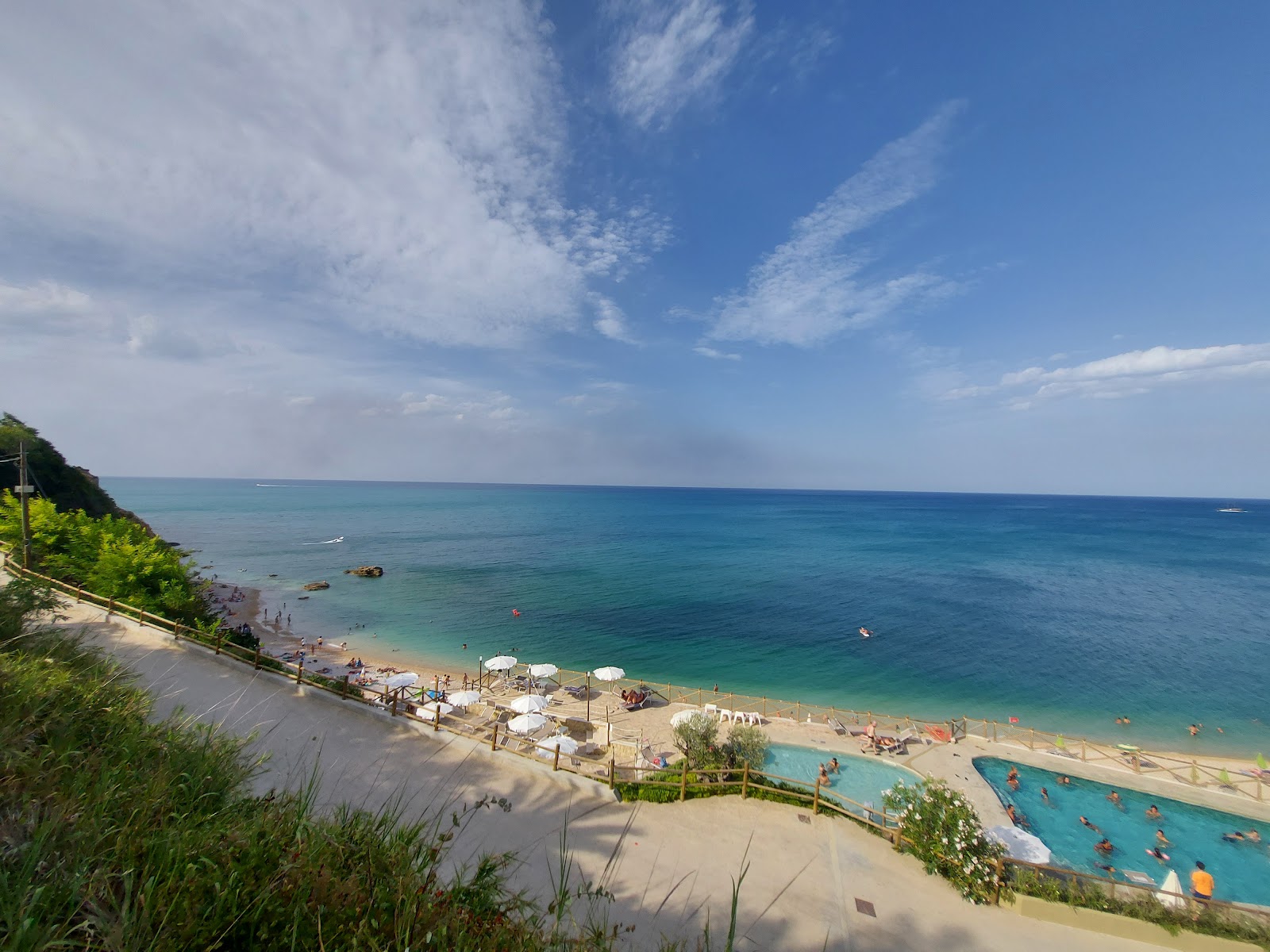 Fotografie cu Spiaggia dei Ripari di Giobbe - locul popular printre cunoscătorii de relaxare