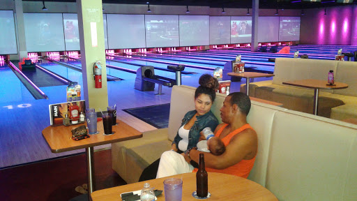 Restaurant «Main Event Entertainment», reviews and photos, 24401 Katy Fwy, Katy, TX 77493, USA