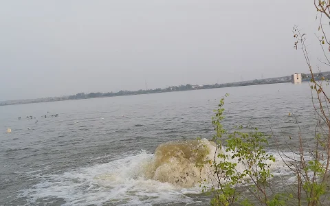 Bhutanal Lake Garden ಭೂತನಾಳ ಕೆರೆ image