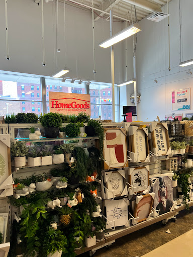 Department Store «HomeGoods», reviews and photos, 2201 Nostrand Ave, Brooklyn, NY 11210, USA