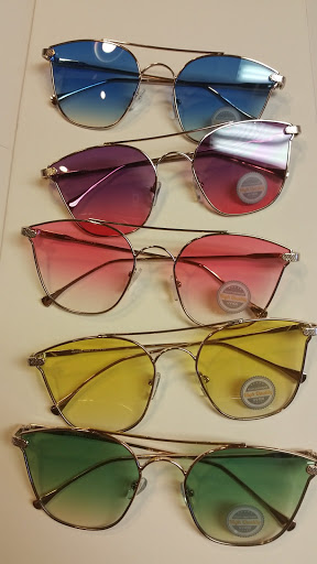 Fashion Accessories Store «Bop to Tottom», reviews and photos, 334 Wall St, Kingston, NY 12401, USA