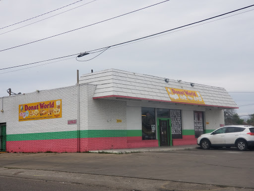 Donut Shop «Donut World», reviews and photos, 2317 Ayers St, Corpus Christi, TX 78404, USA