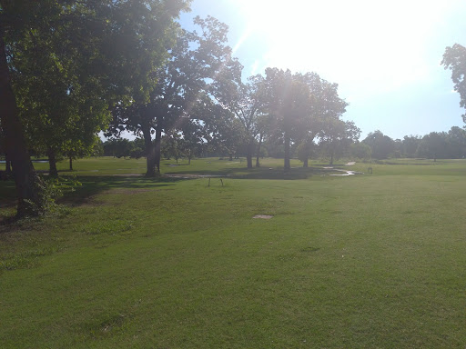 Public Golf Course «Mohawk Park Golf Course», reviews and photos, 5223 E 41st St N, Tulsa, OK 74115, USA