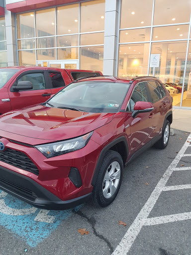 Toyota Dealer «Kenny Ross Toyota», reviews and photos, 8900 University Blvd, Moon, PA 15108, USA