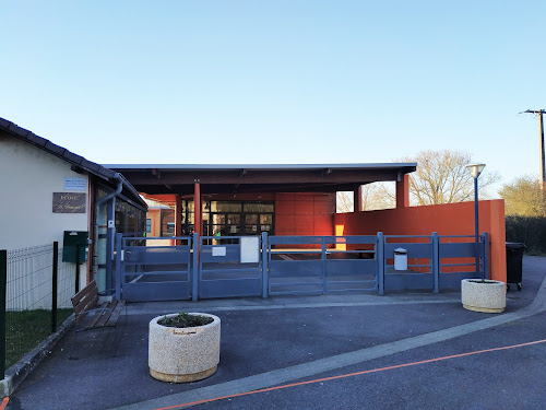 École primaire Ecole Primaire Le Patural Volmerange-lès-Boulay