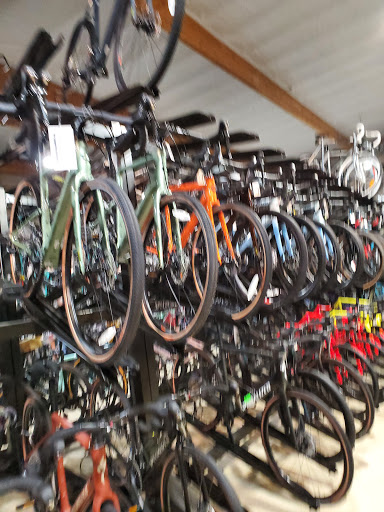 Bicycle Store «Performance Cyclery», reviews and photos, 23360 Cinema Dr, Valencia, CA 91355, USA