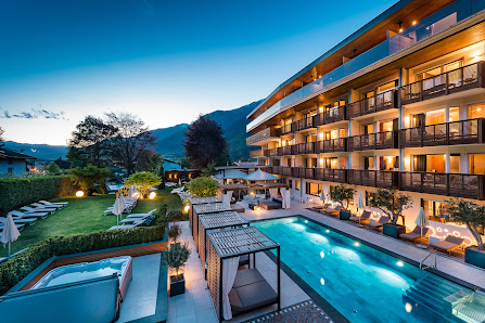 Hotel Paradies Quellenweg, 12, 39021 Latsch, Autonome Provinz Bozen - Südtirol, Italia