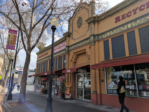 Recycle Bookstore image