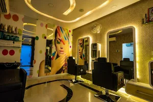 Vaani Beauty Salon image