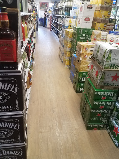 Liquor Store «Suburban Liquor Shop», reviews and photos, 26 New Britain Ave, Rocky Hill, CT 06067, USA