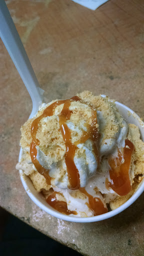 Ice Cream Shop «Cold Stone Creamery», reviews and photos, 14370 Culver Dr #1, Irvine, CA 92604, USA