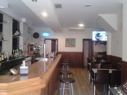 Bar Galicia - C. Vatemar, 6, 24300 Bembibre, León, Spain