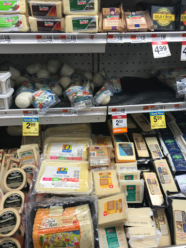 Grocery Store «Star Market», reviews and photos, 275 Beacon St, Somerville, MA 02145, USA