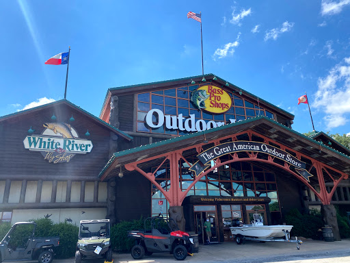 Sporting Goods Store «Bass Pro Shops», reviews and photos, 5000 Katy Mills Cir #415, Katy, TX 77494, USA