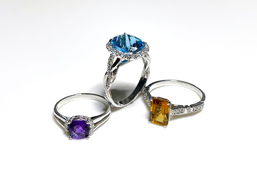 Jewelry Store «Lafyes Jewelry/designers», reviews and photos, 65-50 Grand Ave, Maspeth, NY 11378, USA