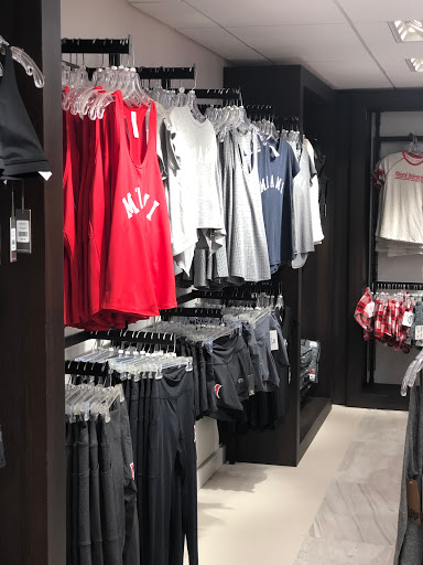 Store «Miami University Bookstore», reviews and photos, 701 E Spring St, Oxford, OH 45056, USA