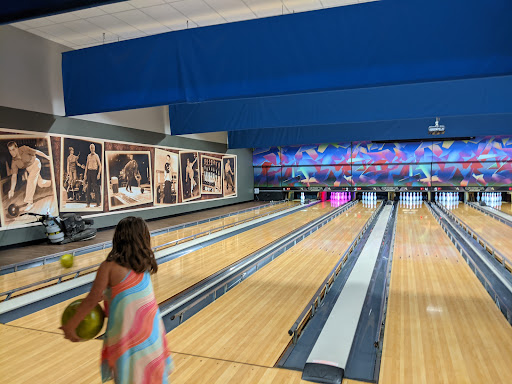 Bowling Alley «King Pin Lanes», reviews and photos, 9525 Taylorsville Rd, Jeffersontown, KY 40299, USA