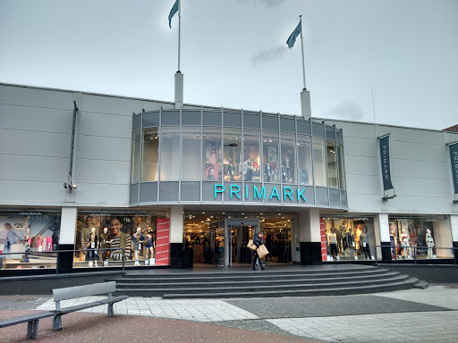 Stores to buy skirts Rotterdam