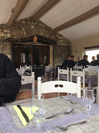 Atmosphère du Restaurant français La Bergerie à Garrigues-Sainte-Eulalie - n°2