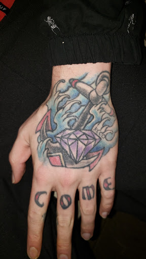 Tattoo Shop «Lucky Bella Tattoos», reviews and photos, 9805 Maumelle Blvd, North Little Rock, AR 72113, USA