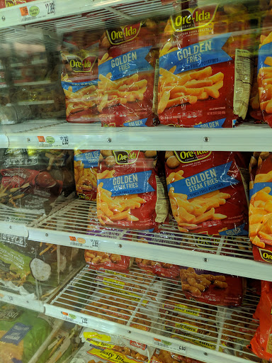 Grocery Store «Market Basket», reviews and photos, 167 S Broadway, Salem, NH 03079, USA