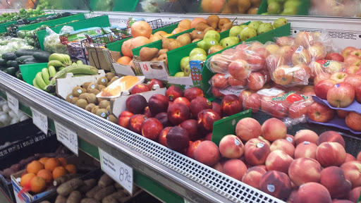 Latin American Restaurant «La Union Supermarket», reviews and photos, 485 Sheridan Rd, Highwood, IL 60040, USA