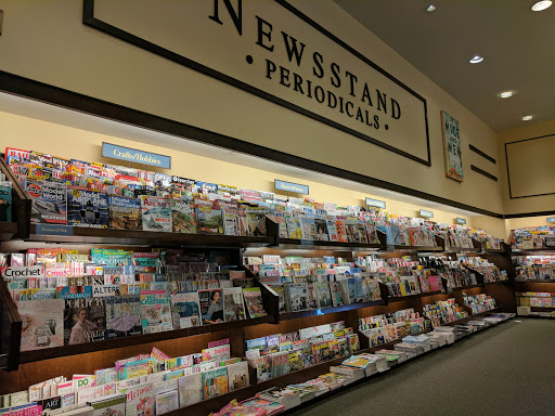 Book Store «Barnes & Noble», reviews and photos, 5275 Harvey St, Muskegon, MI 49444, USA