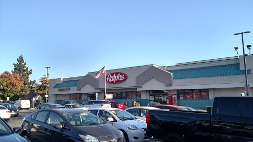 Grocery Store «Ralphs», reviews and photos, 1416 E Colorado St, Glendale, CA 91205, USA