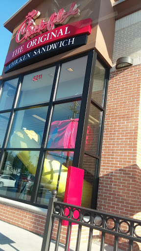 Fast Food Restaurant «Chick-fil-A», reviews and photos, 5211 Eldorado Pkwy, Frisco, TX 75033, USA