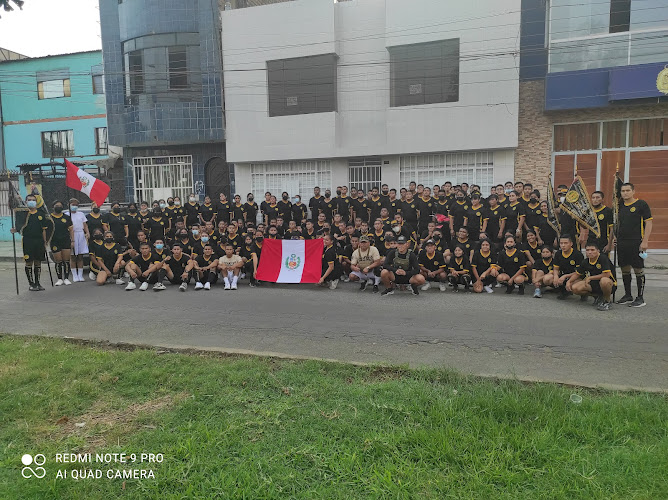 ACADEMIA PREPOLICIAL MILITAR MARIANISTAS