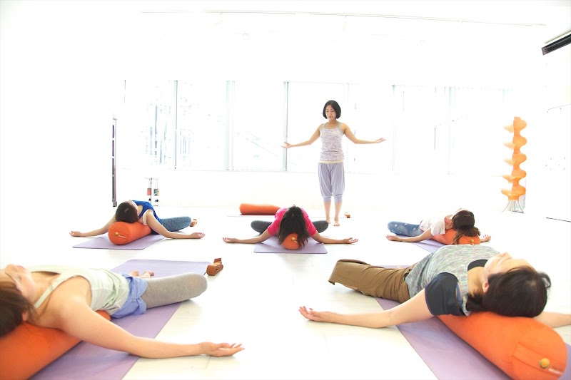 The Yoga Lounge 大阪 本町