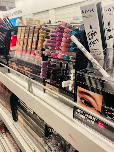 Department Store «Nordstrom Rack Lake Brandon Plaza», reviews and photos, 11201 Causeway Blvd, Brandon, FL 33511, USA