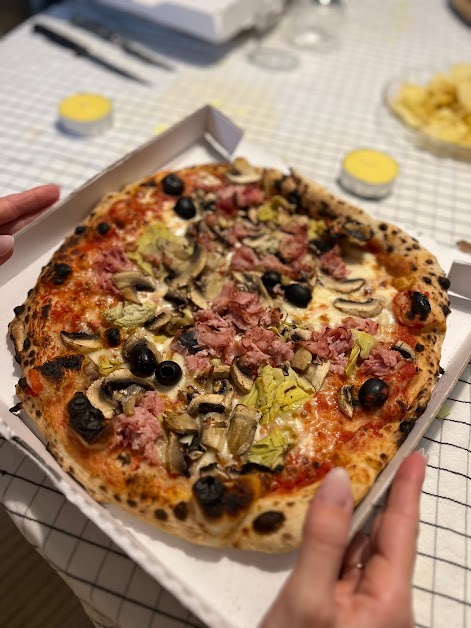 Vittoria Pizza Napoletana à Saint-Michel-sur-Orge (Essonne 91)