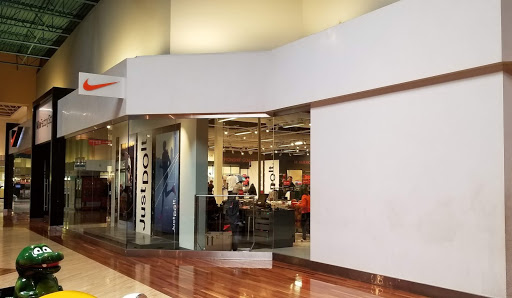 Clothing Store «Nike Factory Store», reviews and photos, 7000 Arundel Mills Cir #372, Hanover, MD 21076, USA