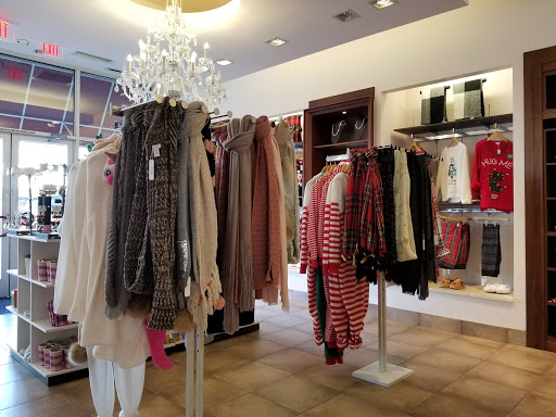 Fashion Accessories Store «Charming Charlie», reviews and photos, 2721 Council Tree Ave #103, Fort Collins, CO 80525, USA