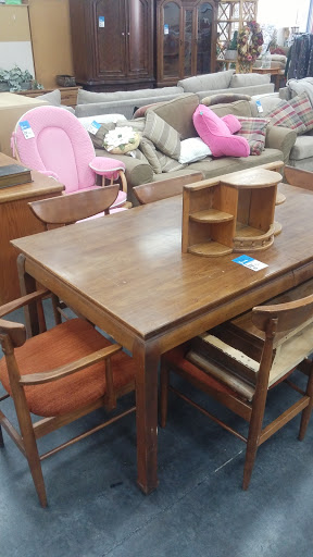 Non-Profit Organization «Society of St. Vincent de Paul - Chandler Thrift Store», reviews and photos, 963 W Elliot Rd, Chandler, AZ 85225, USA