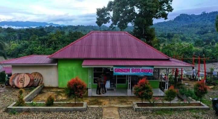 Rumah makan Green Serawai