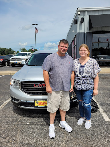 Used Car Dealer «AutoCenters Herculaneum», reviews and photos, 1225 McNutt St, Herculaneum, MO 63048, USA