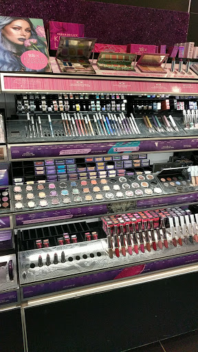 Cosmetics Store «SEPHORA», reviews and photos, 1950 Northern Blvd, Manhasset, NY 11030, USA
