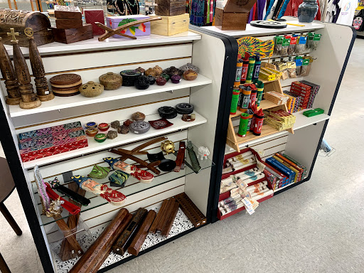 Tobacco Shop «Herb-N-Legend Smoke Shop», reviews and photos, 511 Pacific Ave, Long Beach, WA 98631, USA