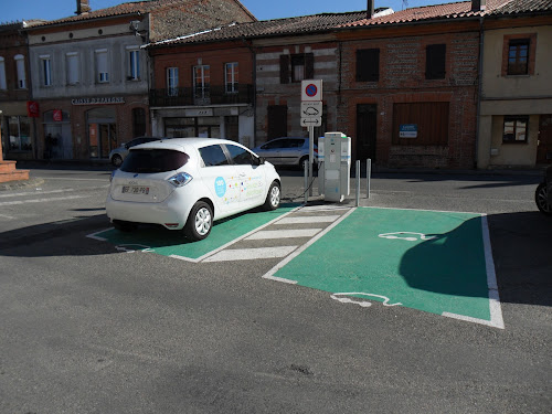 Roulez Électrique En Haute-Garonne Charging Station à Rieumes