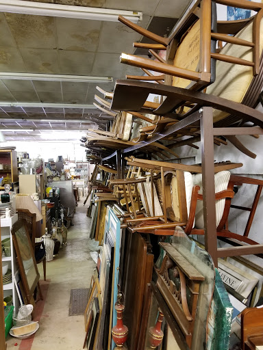 Antique Store «Englishtown Antiques & Used», reviews and photos, 42 Main St, Englishtown, NJ 07726, USA