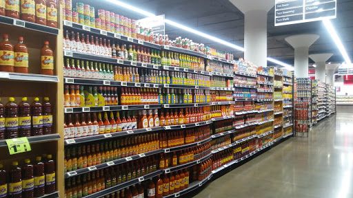 Supermarket «Cermak Fresh Produce», reviews and photos, 4000 W Diversey Ave, Chicago, IL 60639, USA