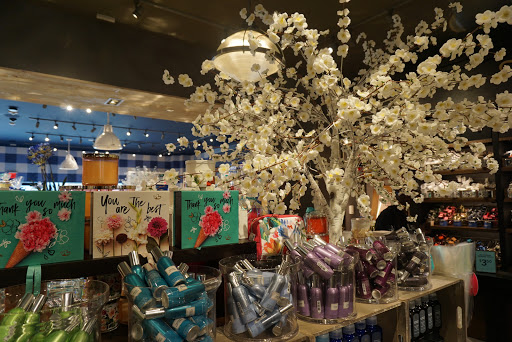 Beauty Supply Store «Bath & Body Works», reviews and photos, 2200 Tanger Blvd, Gonzales, LA 70737, USA